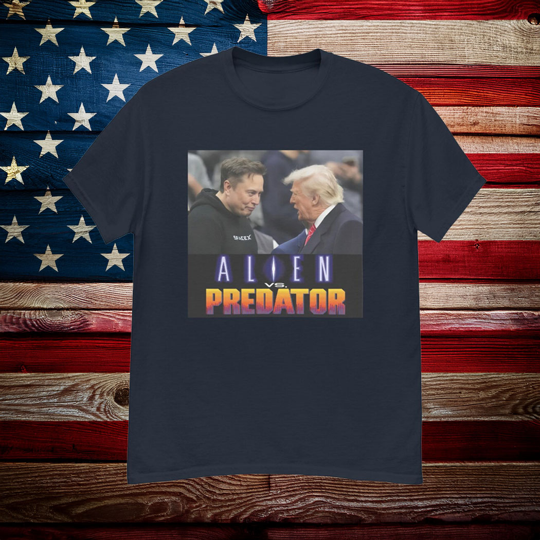 Trump vs Elon - Alien vs Predator T-Shirt